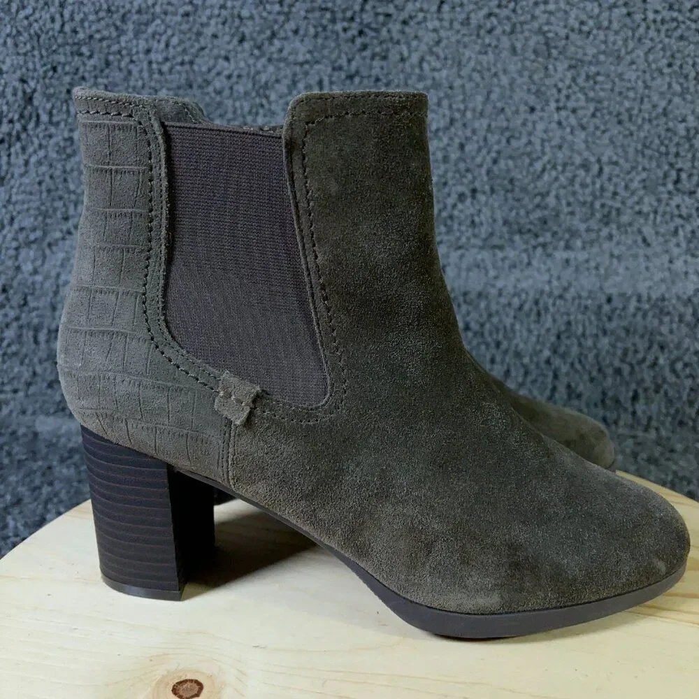 Clarks Ankle Boot Bayla Rose Womens Size 9 Suede Chelsea Size Zip Block Heel